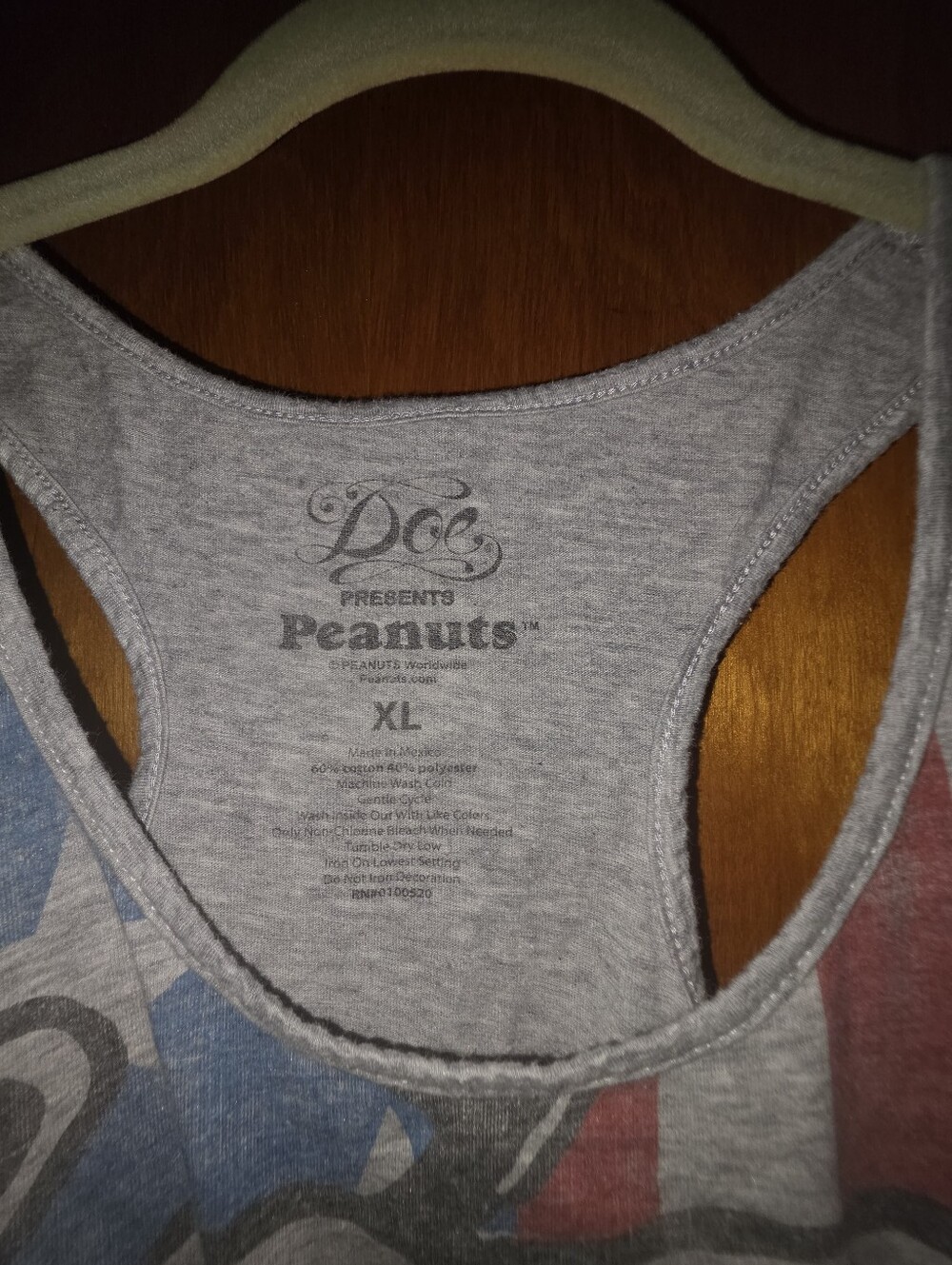 Peanuts Sleeveless Snoopy Flag Tank - Gray/Red/Blue - Picture 3 of 5